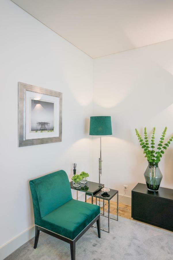 Courtyard & Elegance Apartment Lisbon Luaran gambar