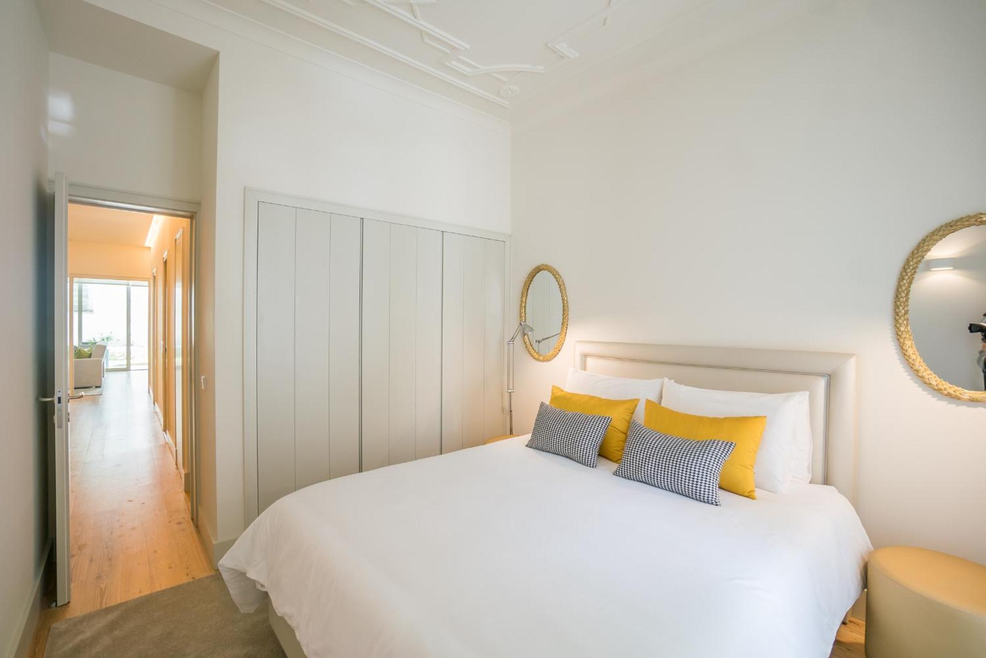 Courtyard & Elegance Apartment Lisbon Luaran gambar