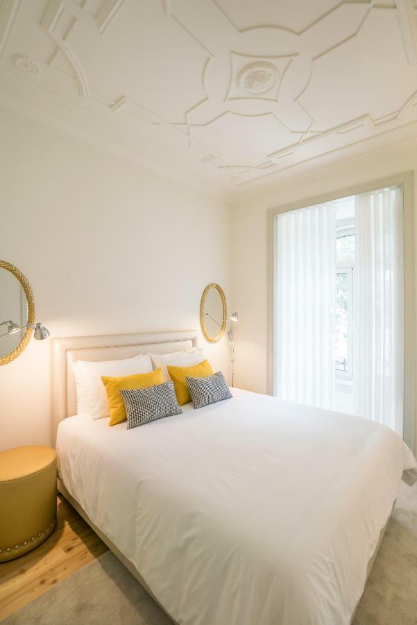 Courtyard & Elegance Apartment Lisbon Luaran gambar