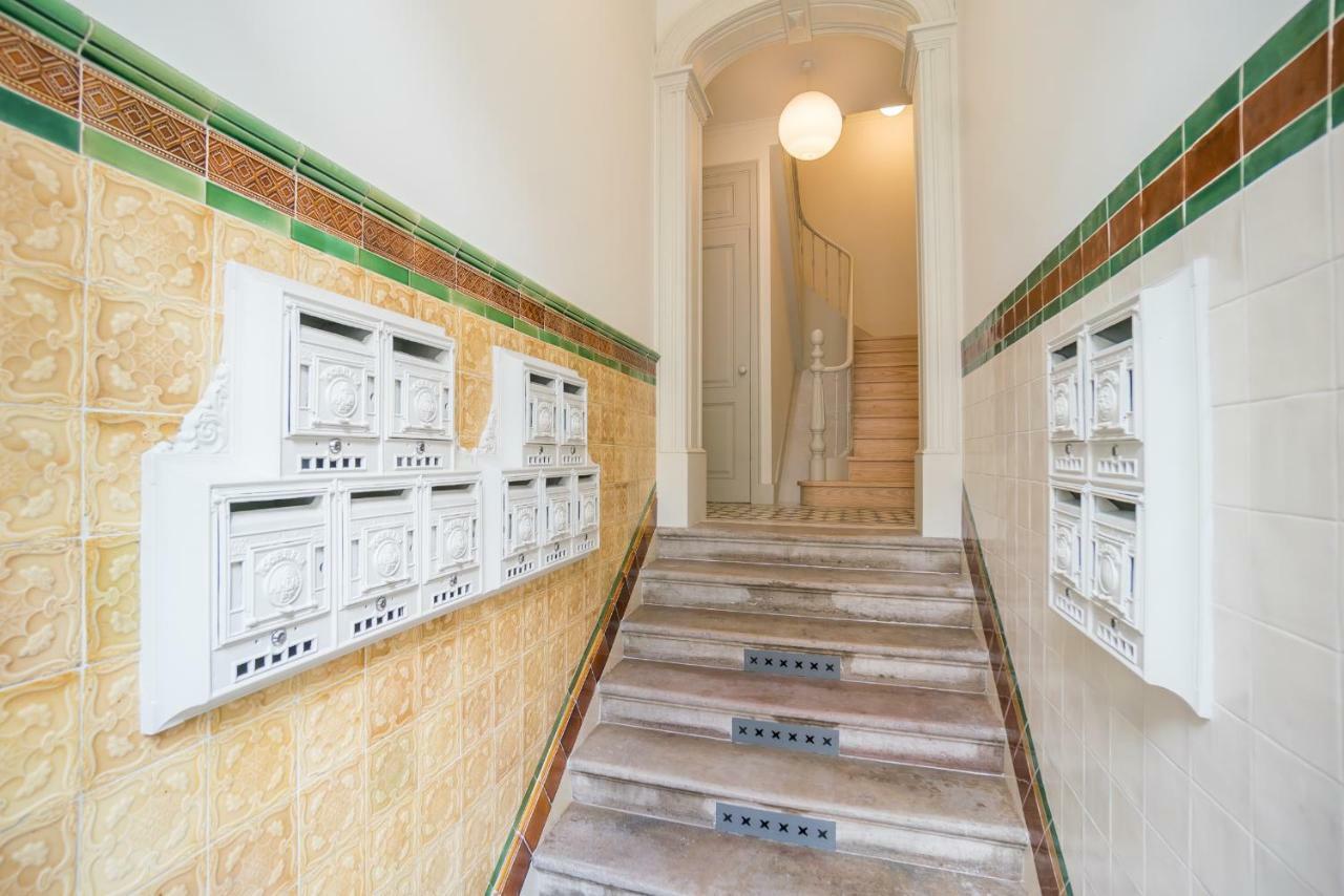 Courtyard & Elegance Apartment Lisbon Luaran gambar