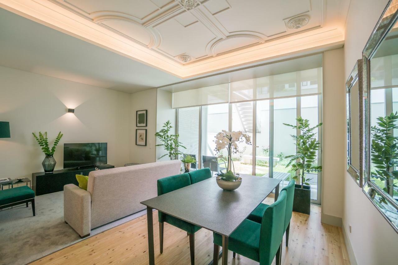 Courtyard & Elegance Apartment Lisbon Luaran gambar