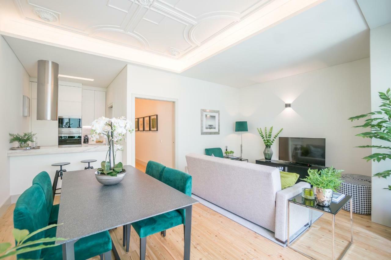 Courtyard & Elegance Apartment Lisbon Luaran gambar