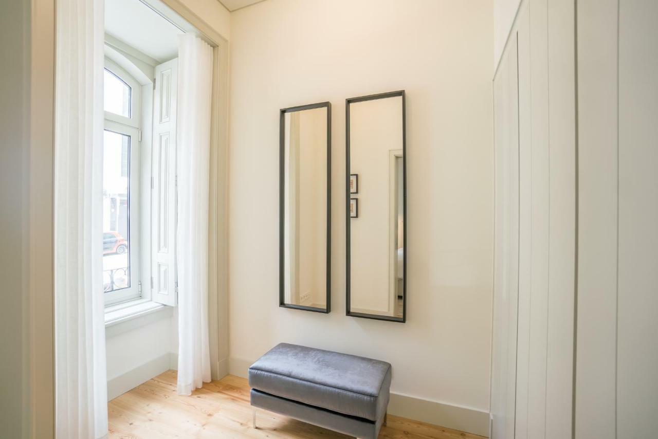 Courtyard & Elegance Apartment Lisbon Luaran gambar