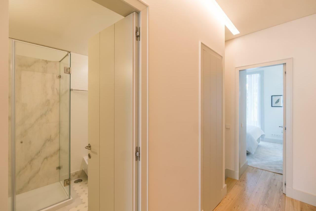 Courtyard & Elegance Apartment Lisbon Luaran gambar
