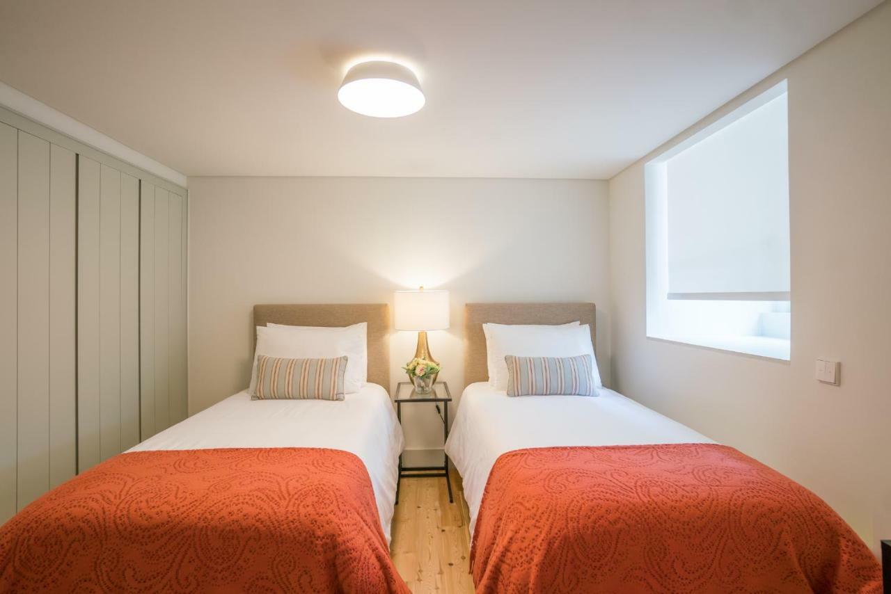 Courtyard & Elegance Apartment Lisbon Luaran gambar