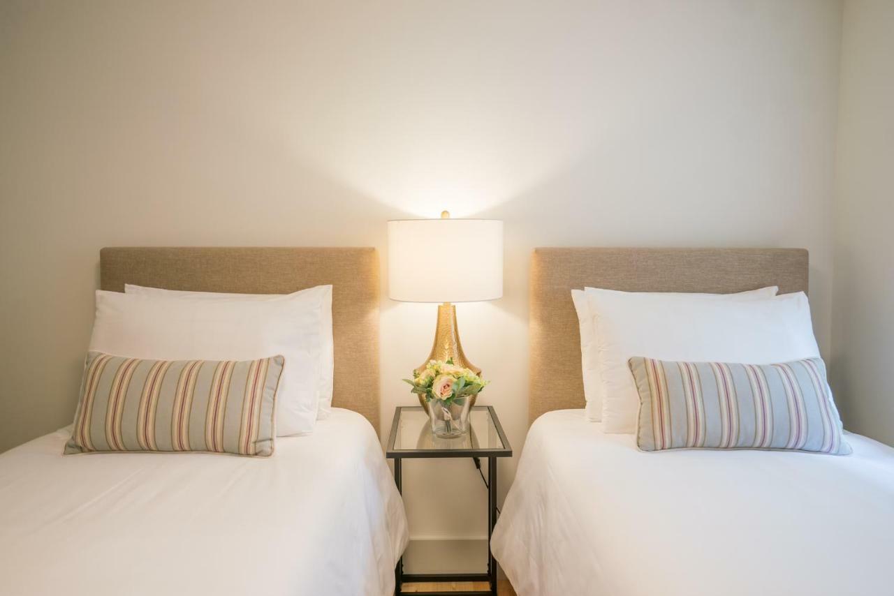 Courtyard & Elegance Apartment Lisbon Luaran gambar